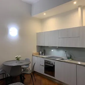Helvetia Mazzini Apartment