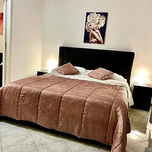 La Casa Di Silvy Apartment